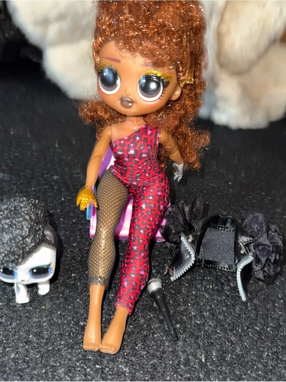 LOL Suprise doll and accessories
